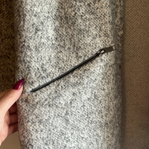 Medium Grey open Jacket. - Picture 3 of 8